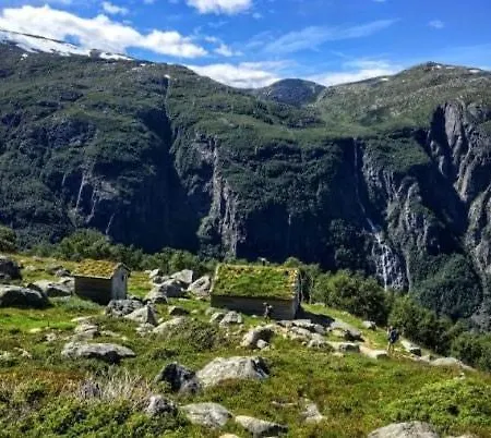 Charming House In Sunndal * Bondhus